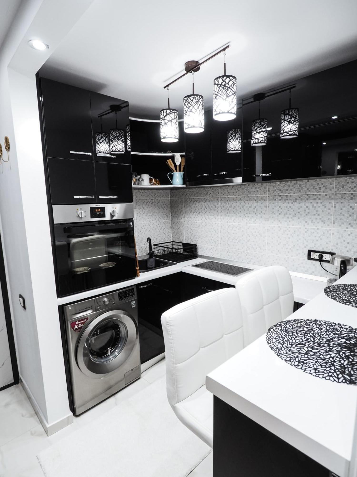 Black&White Mountain - Adults Only Petroşani Exterior foto